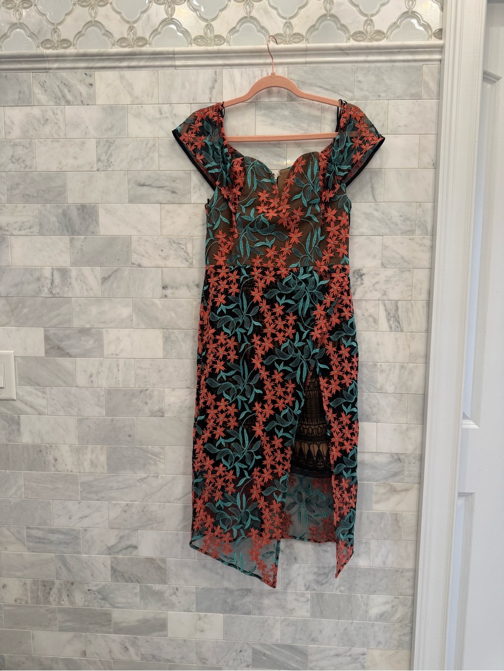 ELLIATT Embroidered Creation Midi dress (floral)